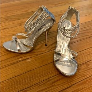 Wild Rose Silver Bedazzled Heels